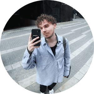 Алексей Наумов